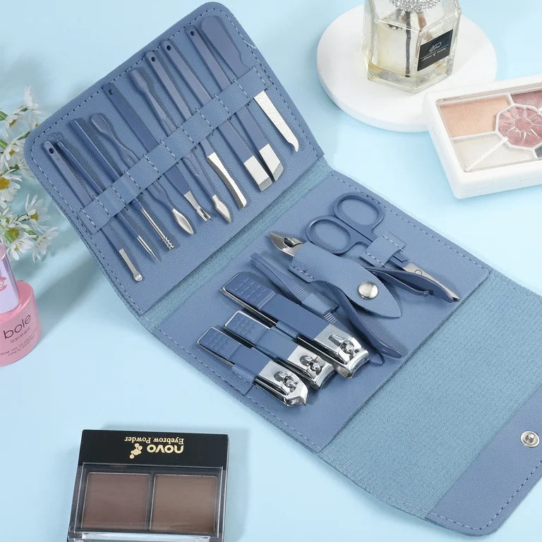 Premium 16-Piece Nail Care Set – Minimalist Manicure & Pedicure Kit in Elegant Blue Case